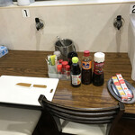 オカダ食品株式会社 - 下準備風景