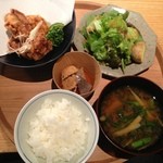 静岡 ふじのくにいきいきどりの唐揚げ定食