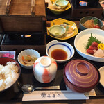 海鮮ダイニング美喜仁館 - 