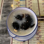 AH CHEW DESSERTS - 溶き玉子入りシログワイスープと薬草ゼリー