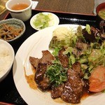 焼肉処 一品一会 - カルビ定食 ￥950