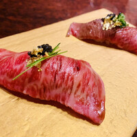 黒毛和牛焼肉 虎斑 北新地店 - 