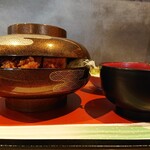 Katsudonya Matsukubo - 特性ソースかつ丼(1,650円)