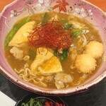 Soba Fuji - 豊橋カレーうどん  うずらの卵は店毎に違うのですが、そば藤さんはフライ