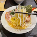 超純水採麺 天国屋 - 「ねぎラーメン」には白髪ネギが欠かせません