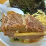 ラーメン 虎ノ穴 - チャーシュー②…