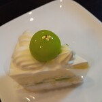 マイヤーリング - シャインマスカットのケーキ