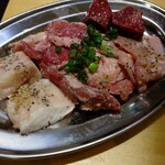 Oosaka Yakiniku Horumon Futago - 