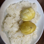 とらや - 栗がデカい