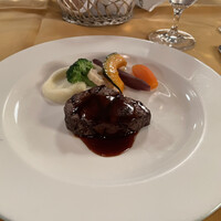 万平ホテル メインダイニングルーム - 