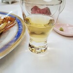 ホテル双葉 - 食前酒の梅酒