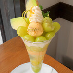 フルーツシェフ - マスクメロンとシャインマスカット