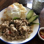 タイ屋台 チャオ チェンマイ - 