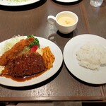 グリル一平 元町東店 - 