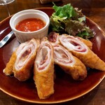 LANBRoA - ⚫フラメンキン　 
      豚肉、生ハム、チーズのフライ