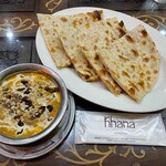 INDIAN RESTAURANT KHANA - チキンシャヒコーロマ、タンドリーロティ