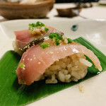 ラトリエ あべ - ⑤ 付合せ：自家製米バルサミコ酢飯の鯖ハム寿司