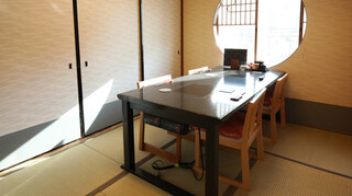 Itono Akari - 個室テーブル席