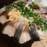 Atami Ginza Osakana Shokudou - サバ丼