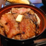 赤坂 津つ井 - 赤坂名物ビフテキ丼　ミニ