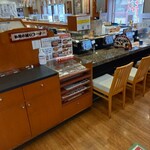 磯のがってん寿司 - 店内