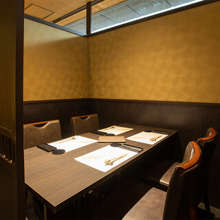 Enjoy sushi in a carefully selected private room space.