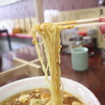 宝美楼 - 麻婆豆腐ラーメンの麺