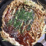 お好み焼 ちゅうりっぷ - 押さえつけず、素のままなのが特徴だそう