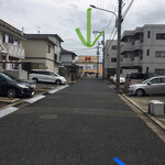 Okonomiyaki Chuurippu - 青線が同店 緑線が『ハローズ 草津新町店』