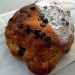 パン家のどん助 - ラズベリーショコラダマンド