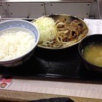 Yoshinoya - 新メニュー飲み過ぎで忘れました