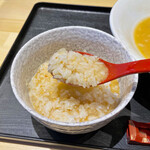 超純水採麺 天国屋 - ライスにスープを掛けて、雑炊風に