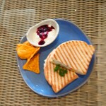 カフェ ラテ - パニーニ