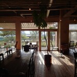 カフェ ラテ - 店内