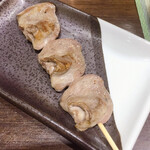 三酉屋 - はつ塩165円