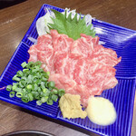 三酉屋 - 誰かが食べた馬刺し858円