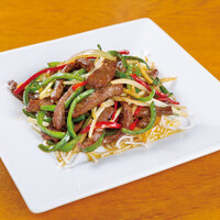 牛肉とピーマンの細切り炒め