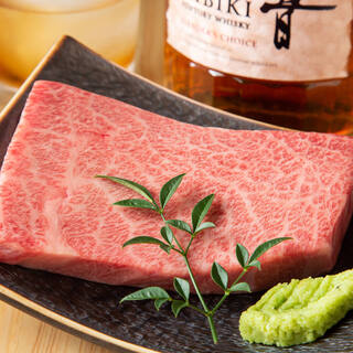 Mainly seasonal ingredients from Kyushu. We are particular about each and every ingredient.