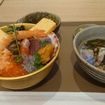 サーモンいくら専門店 海宝　 - スペシャル丼
