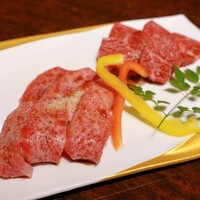 黒毛和牛焼肉 虎斑 北新地店 - 