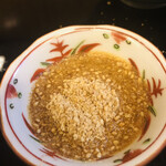 山玄茶 - 生姜ポン酢にすり胡麻をたっぷり♥️
