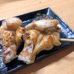 やきとり良太 - 手羽元（200円）