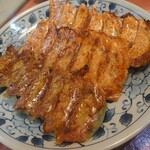 餃子屋さん 味力亭 - 左から、野菜、味鶴、味力亭餃子