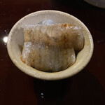 Edomae Shibahama - 濃い目の醤油にエンガワの脂がギューっと、裏にはひっそり芝海老も