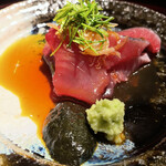 車力門 おの澤 - 迷い鰹、フィリピンだか南の方から「オイラ鮪なんじゃねーか？」って鮪についてきちゃった子だそう。迷うのわかるよ！鮪のようだよオメェさん！