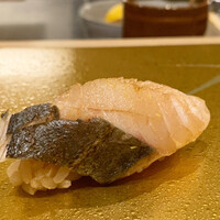 梅田 鮨 よこ田 - 鰆