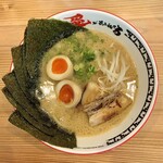 とんこつ愛があふれてる ラーメン とりこ - 