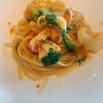 リストランテ･ヒロ チェントロ 丸ビル店 - 海老とホタテのカラスミパスタ