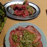 焼肉　戸板商店 - 