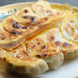 本場の味をお得に♪大満足の定食は825円～テイクアウトも◎